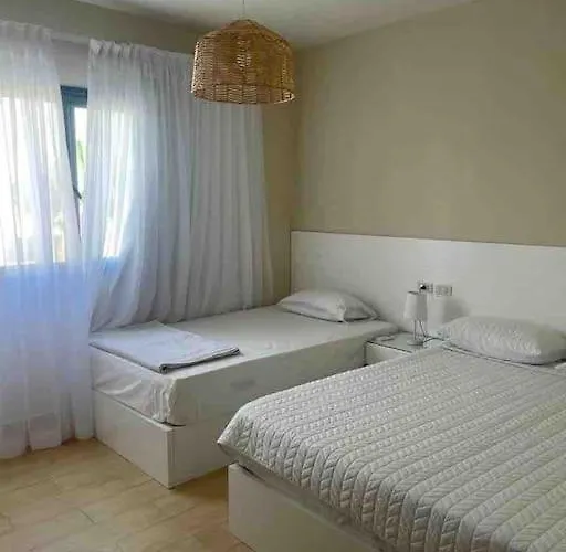 Azha 2 Bd Family Only